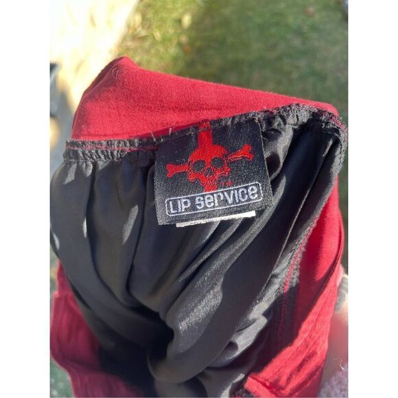 Lip Service Skirt Y2K Cottagecore Black and Red Lace and Tulle Layered - Picture 3 of 7